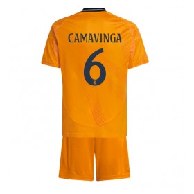 Real Madrid Eduardo Camavinga #6 Borta Kläder Barn 2024-25 Kortärmad (+ Korta byxor)